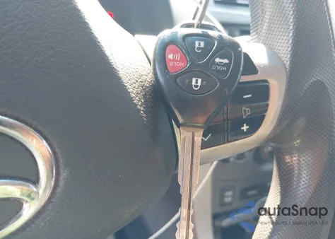 2013 Toyota Corolla S из США, поврежденный, VIN 5YFBU4EE6DP141675